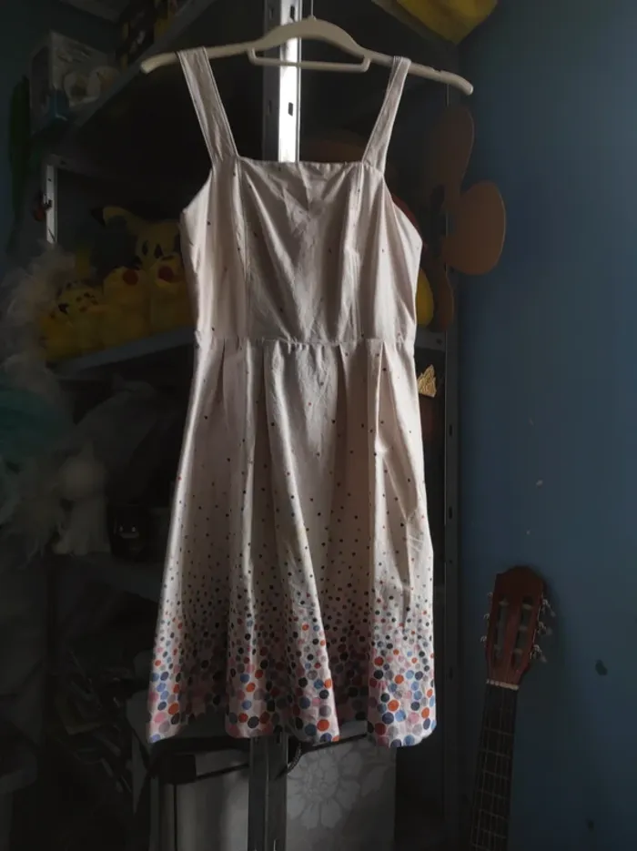Robe patineuse à pois - photo numéro 2
