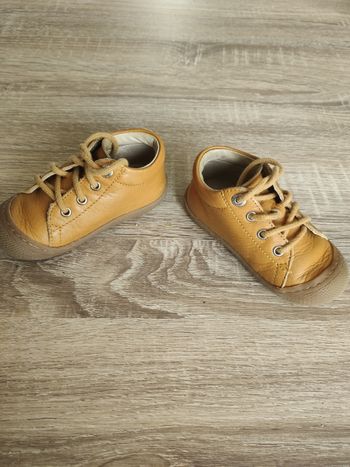 Chaussures premiers pas naturino T20