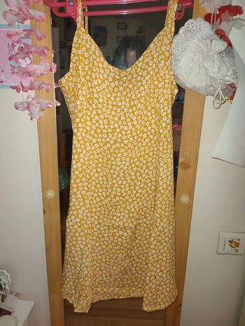 Robe a bretelles
