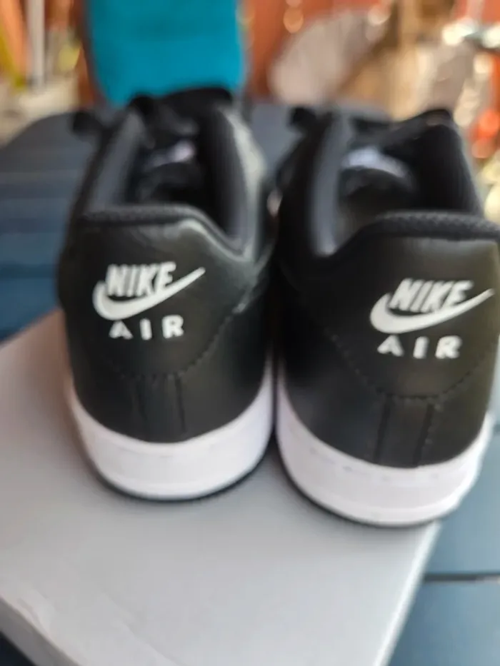 Nike air force 1 blanc noir taille 38 neuves - photo numéro 6