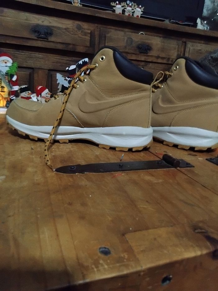 Nike.mo tante - photo numéro 2