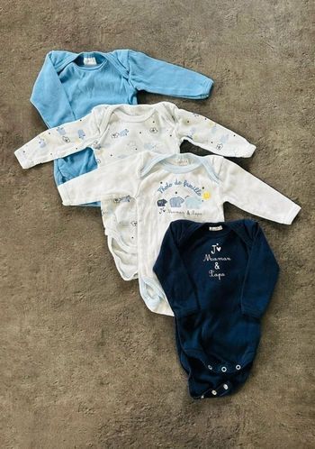 Lot de 4 body manches longues Absorba