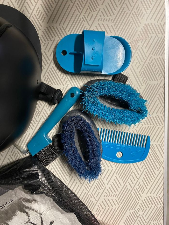 Casque et accessoires équitation - photo numéro 3