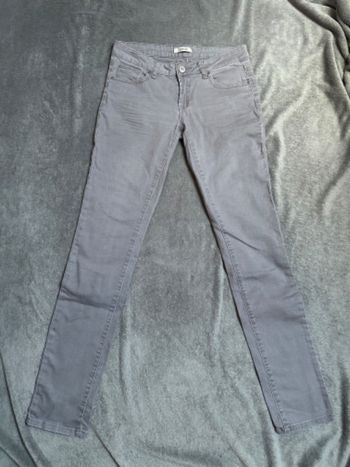 Jean gris
