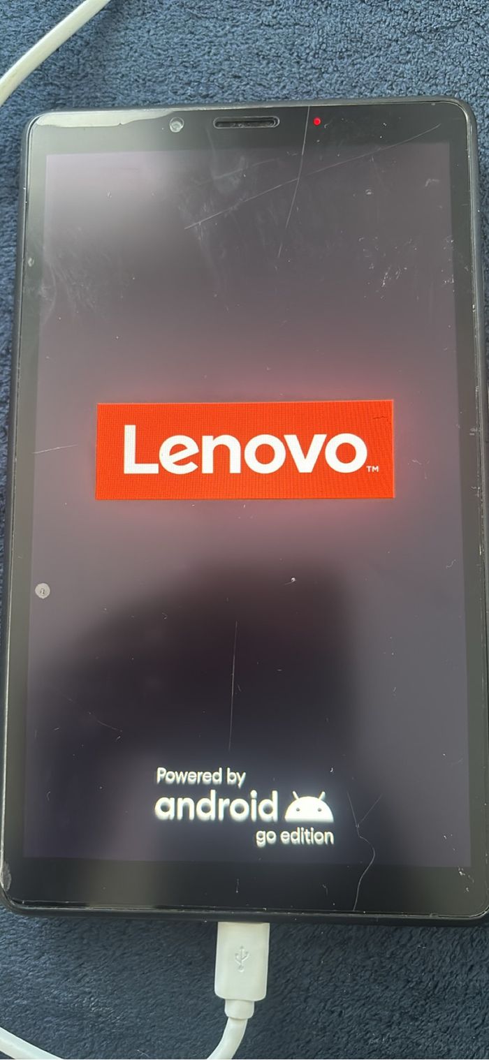 Tablette Lenovo bon état - photo numéro 5