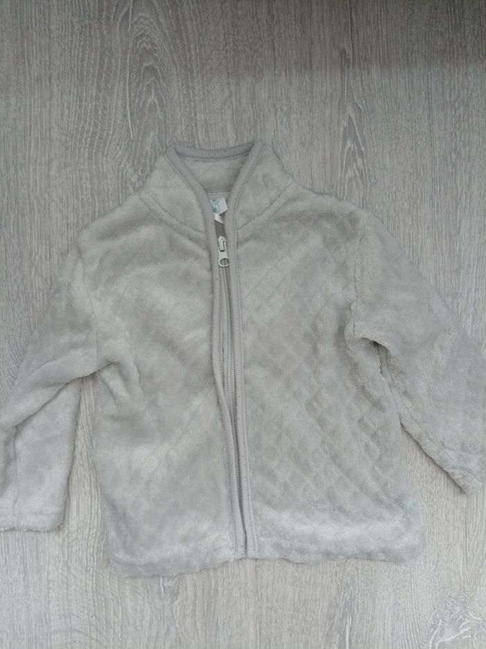 Lot de vêtements taille 18 mois garçon - photo numéro 7