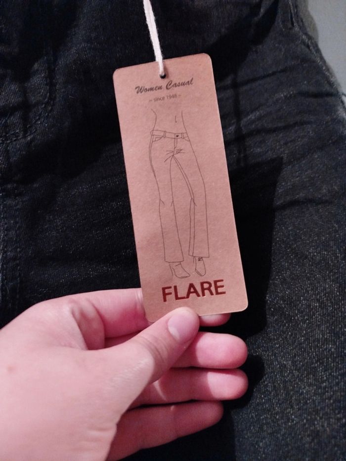 Pantalon patte d'éléphant - photo numéro 3