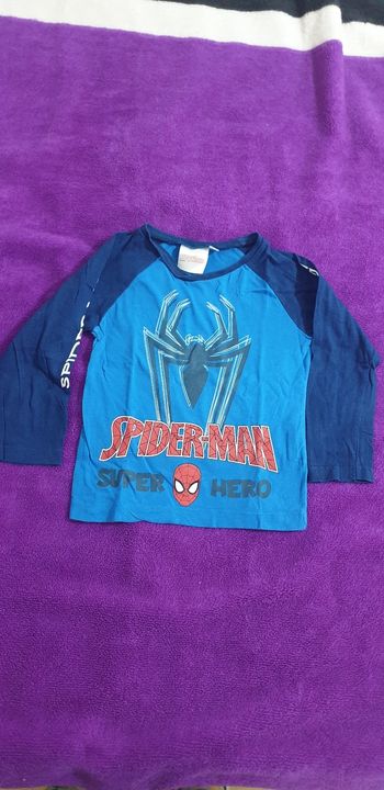 Tee shirt très bon état