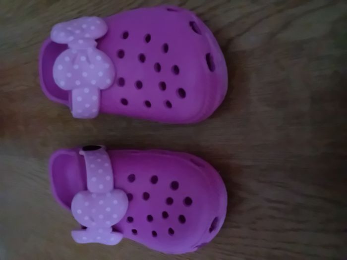 Crocs Minnie
