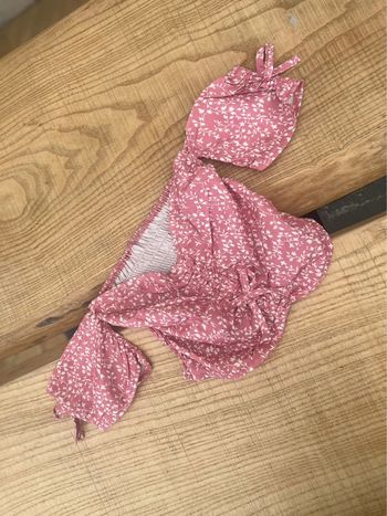 T-shirt Top shein taille 4 ans épaules dénudées rose blanc