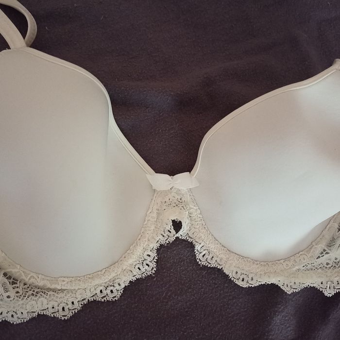 Soutien gorge - photo numéro 2