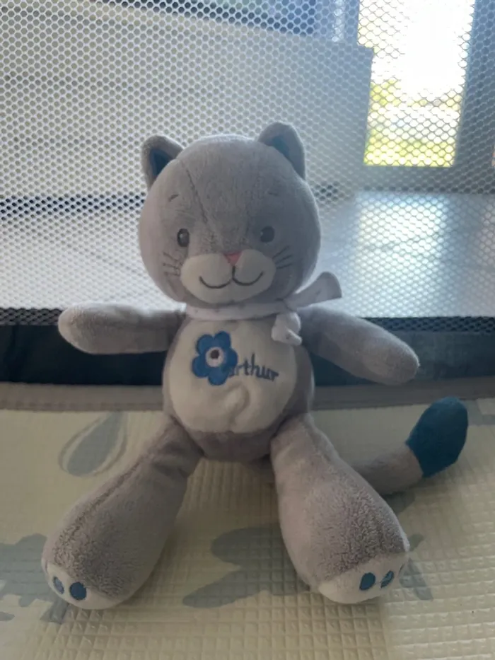 Peluche Arthur - photo numéro 2