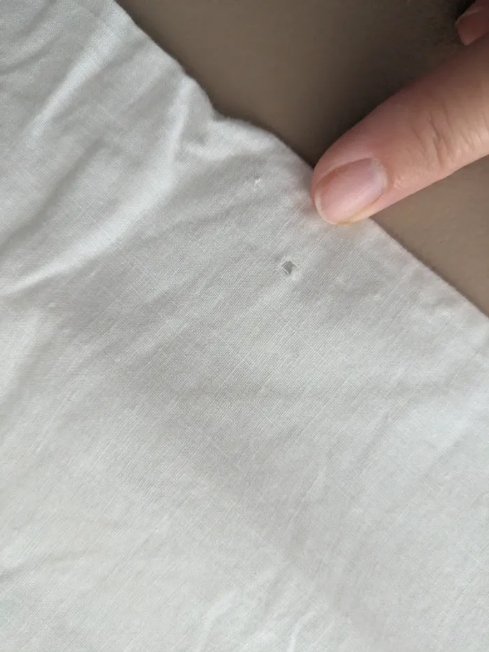 Linge de lit ancien taie d'oreiller en demi lune pour berceau brodé escargot - photo numéro 4