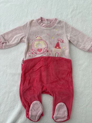 Pyjama rose carrousel 3 mois