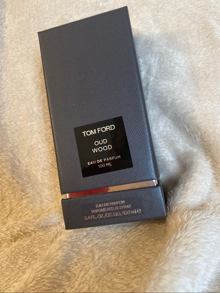 Parfum Tom ford oud wood - photo numéro 4
