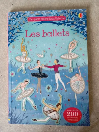 Livre d'activité autocollant " les ballets "