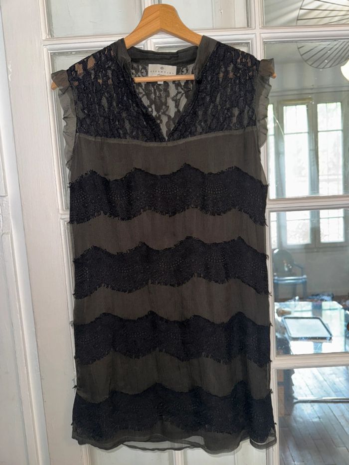 Robe en soie essentiel antwerp  Taille Xs