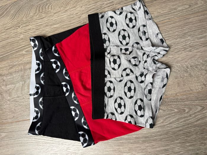 Lot de 3 boxers H&M  2/4 ans - photo numéro 2