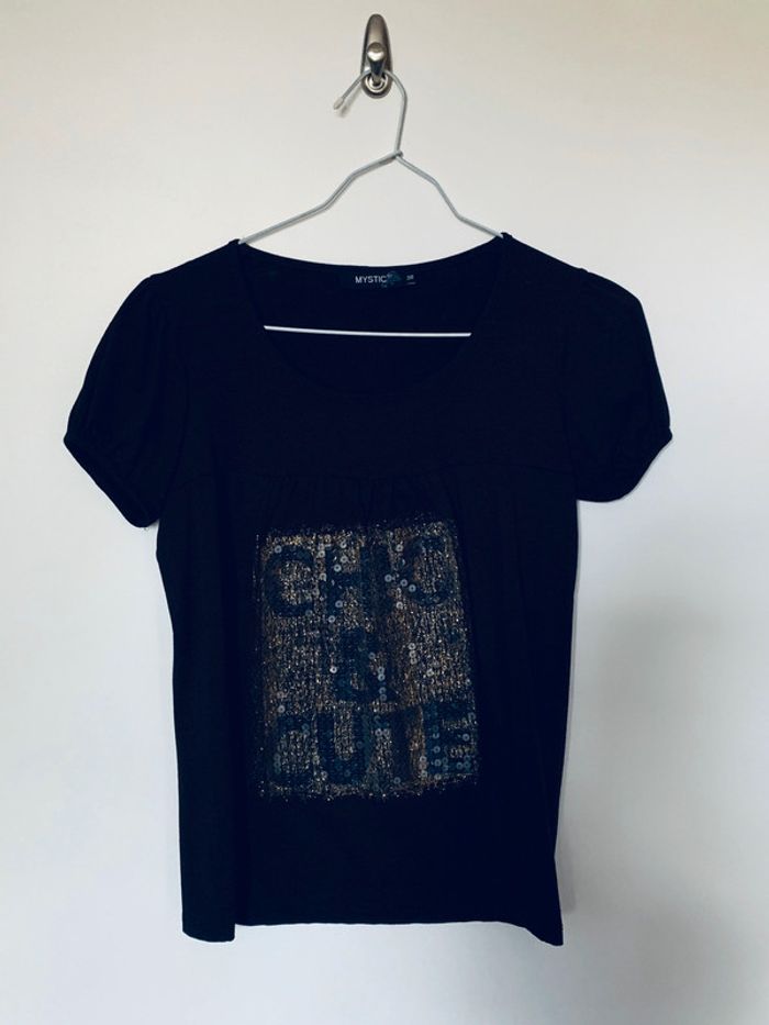 Haut marron à paillettes