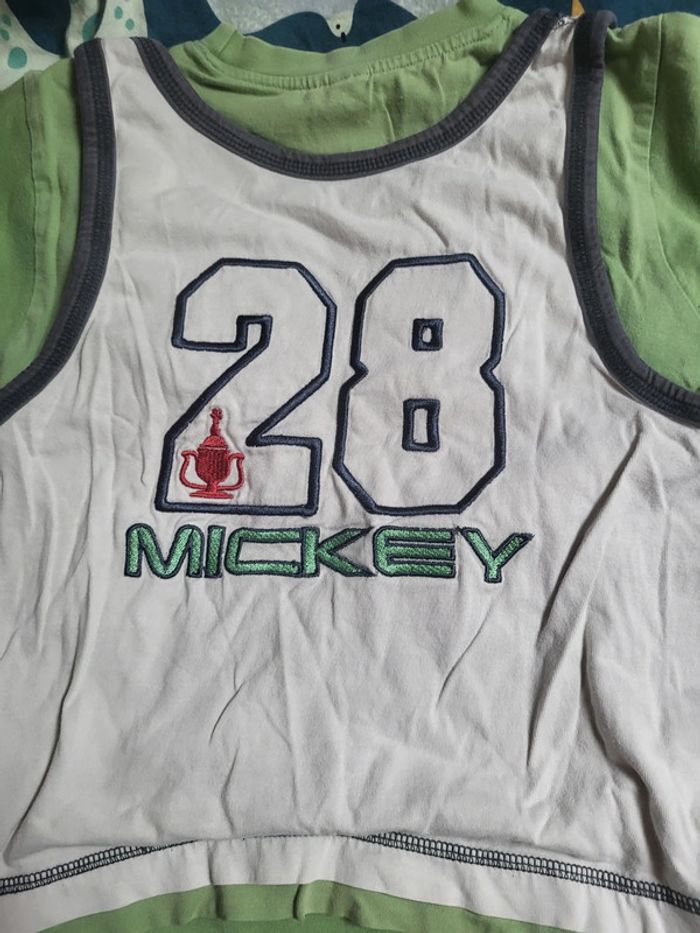 T shirt 6 ans 2 micro tache - photo numéro 3