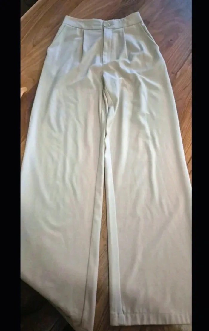 Lot de 2 pantalons stradivarius et jennyfer - photo numéro 2