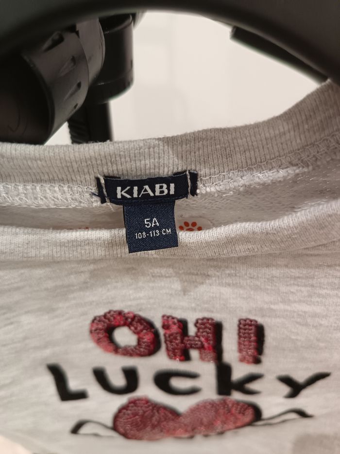Pull 5 ans Kiabi blanc avec strass - photo numéro 3