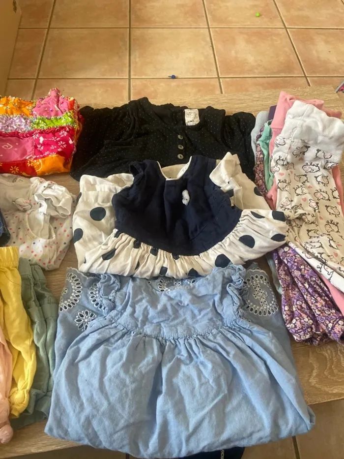 Lot fille 18 mois (15 pièces) - photo numéro 5