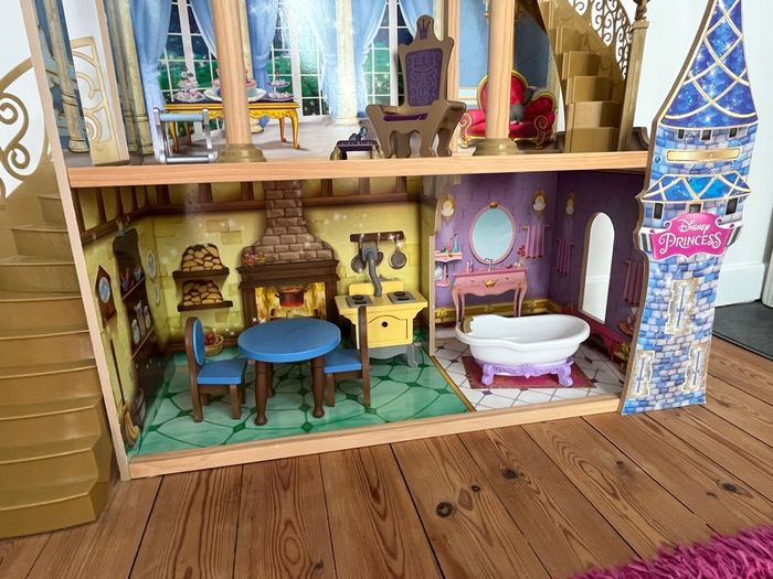 Maison de poupée Disney princesse - photo numéro 2