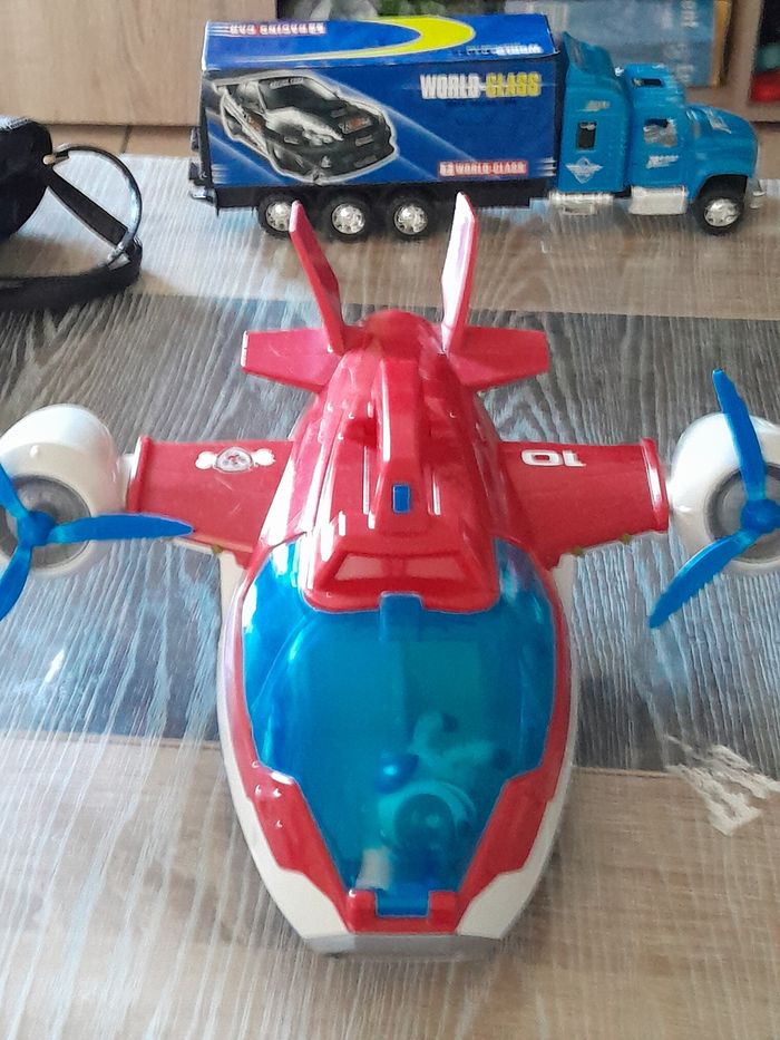 Avion pat patrouille