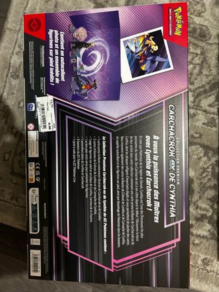 Carchacrok EX de Cynthia - Coffret Pokémon - photo numéro 2