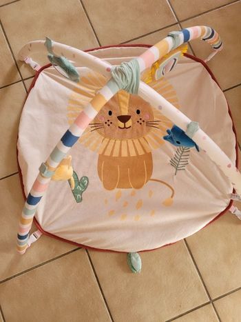Tapis d'éveil lion avec arche