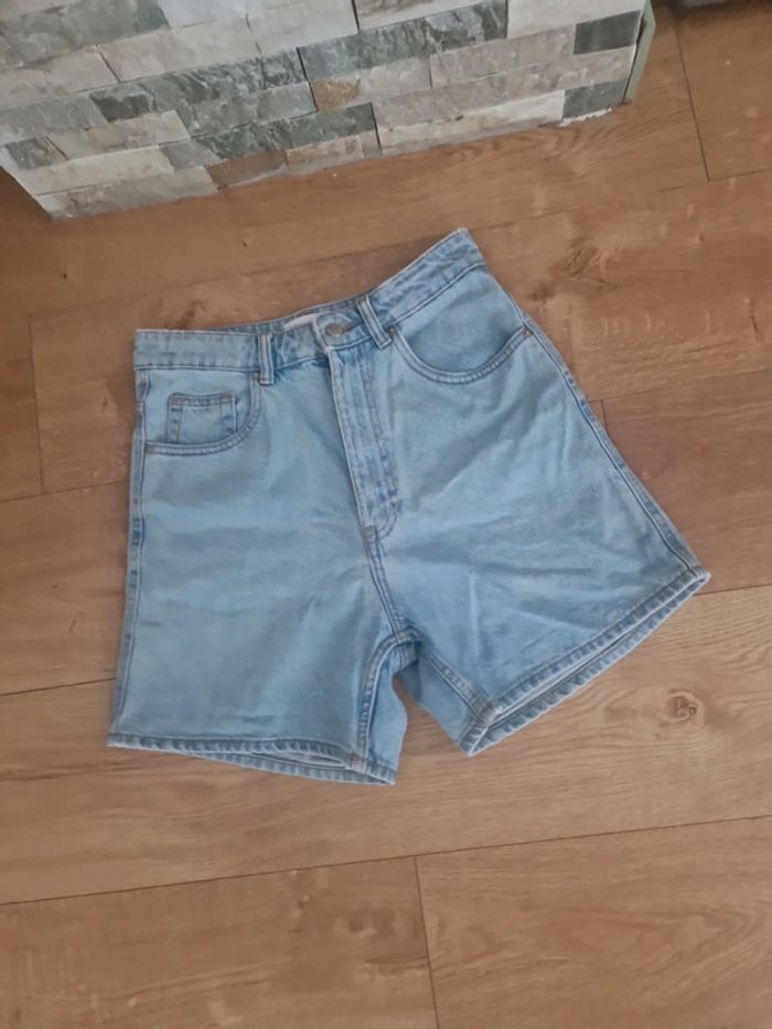Short taille haute Zara - photo numéro 2