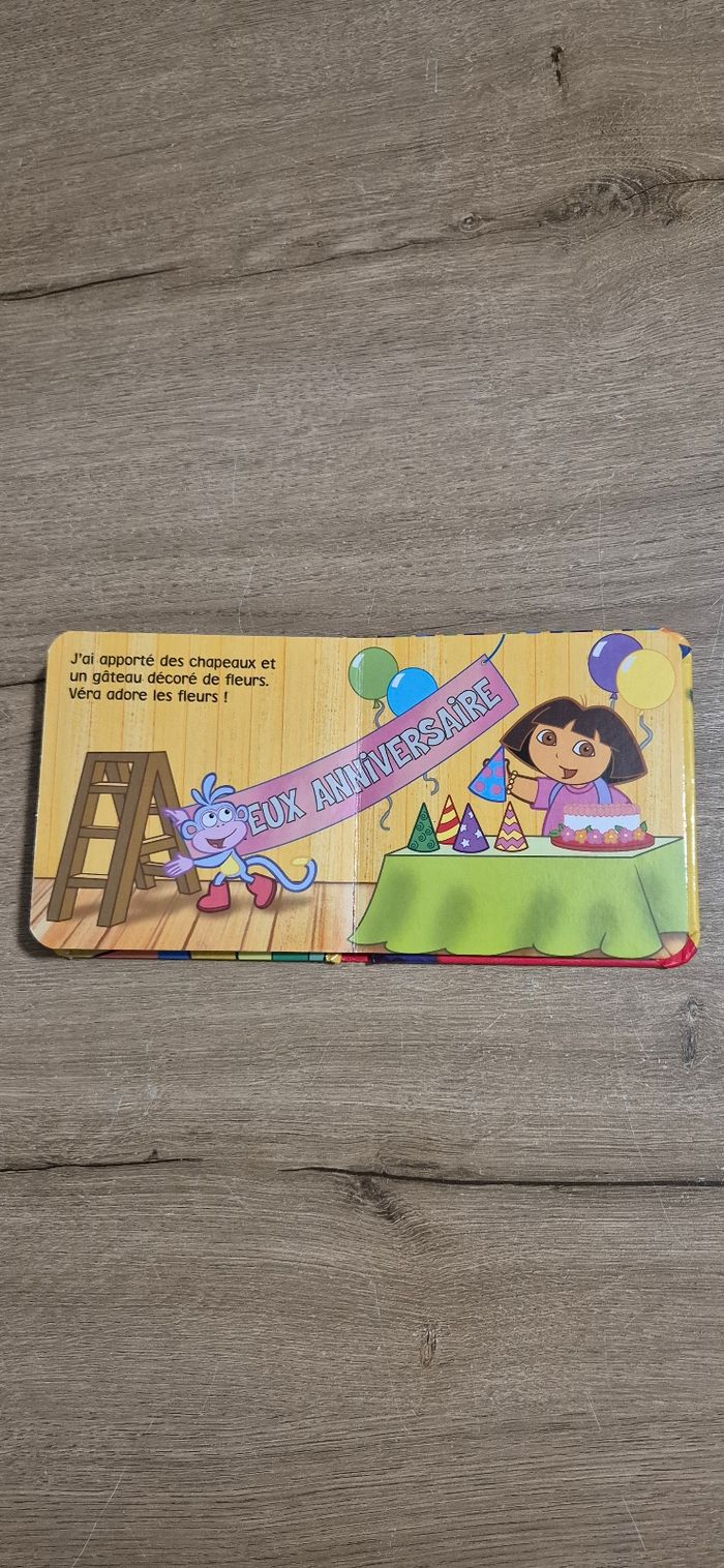 Livre Dora : Un anniversaire surprise - photo numéro 3