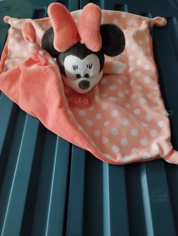 Doudou couverture a pois Minnie