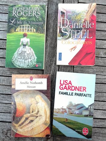 4 Livres Poche