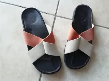 Mules femmes Lovelies Taille 38 Neuves!!