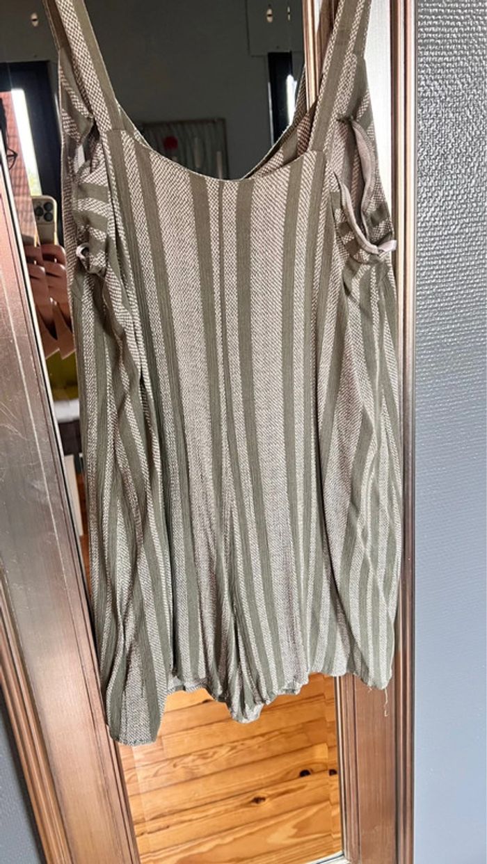 Combi short Primark taille 40 - photo numéro 3