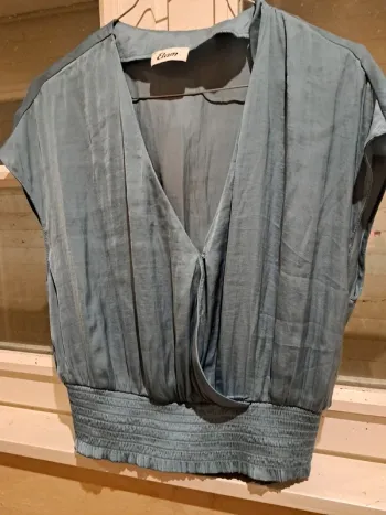 Top bleu