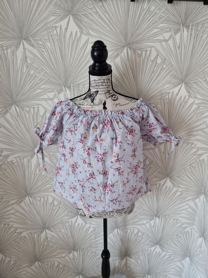 Jolie blouse manches courtes cache cache taille 38