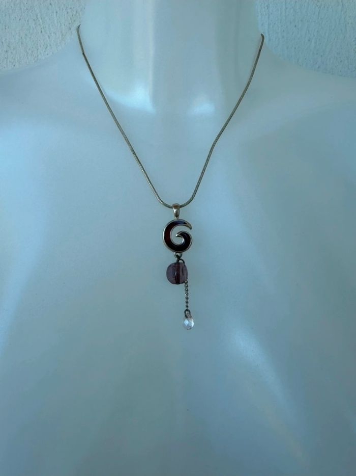 Collier argenté avec motif spiral rose et sa perle - photo numéro 3