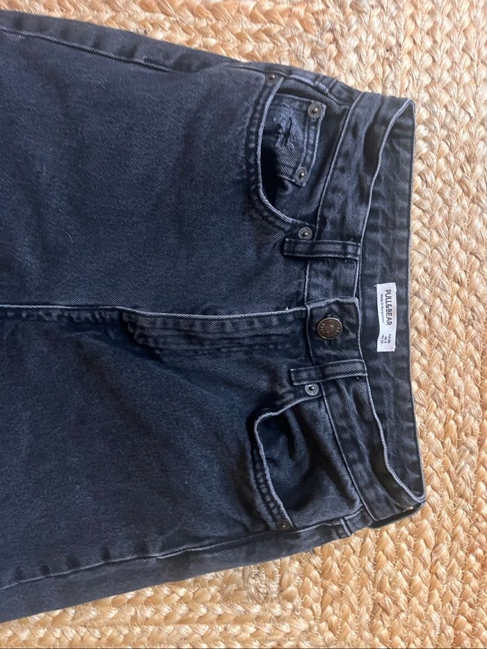 Jean Pull&bear noir délavé taille 36 tbe - photo numéro 2
