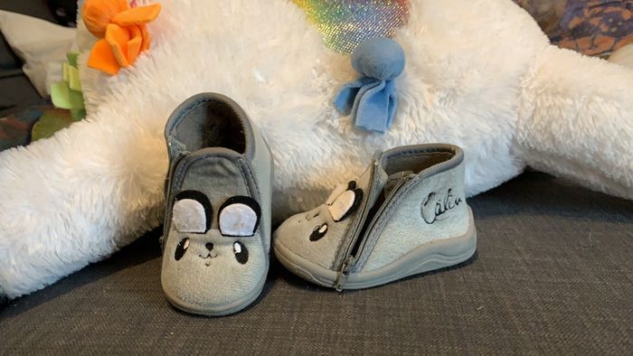 Chaussons gris petite souris pointure 20 - photo numéro 2