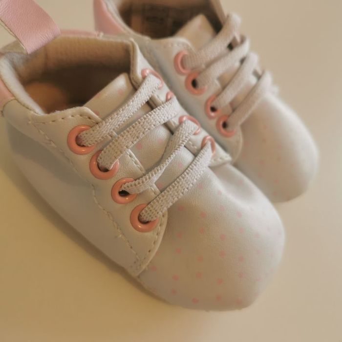 Tennis bébé fille, pointure 18, In Extenso