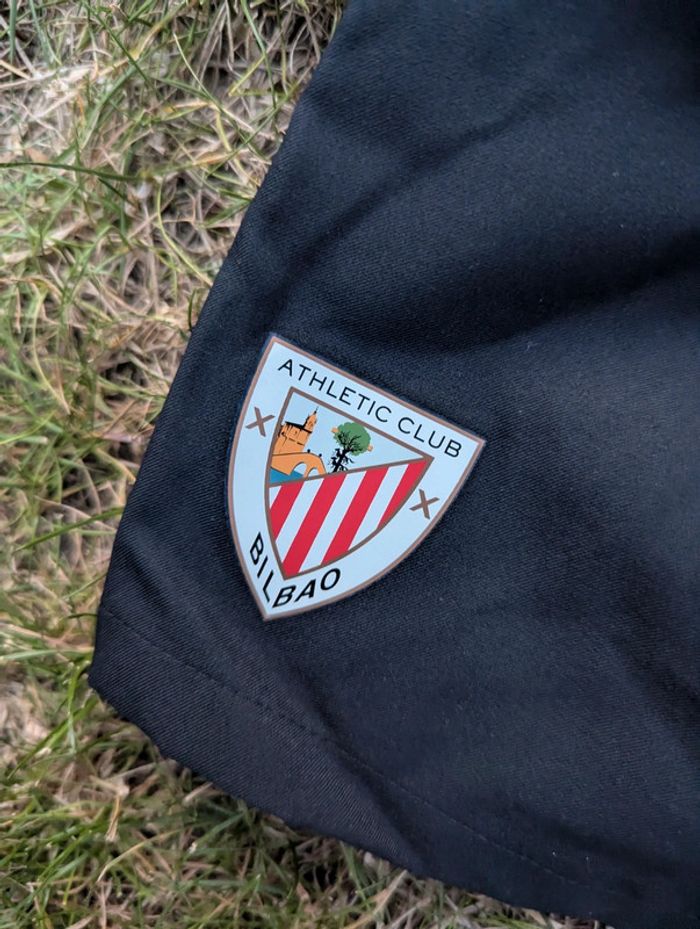 Tenue de foot Nike de l'Athletic Bilbao taille 3-4 ans - photo numéro 7