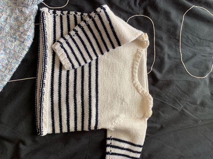 Lot de 3 pulls 6 mois - photo numéro 3