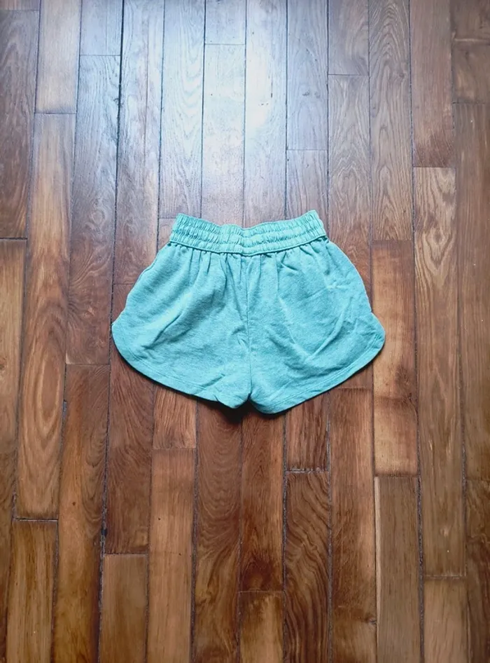 Short H&M taille XS - photo numéro 2