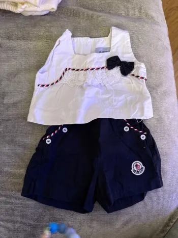 Ensemble moncler neuf