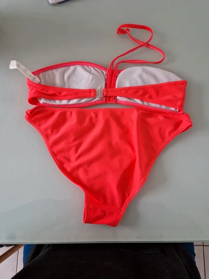Maillot de bain - photo numéro 2