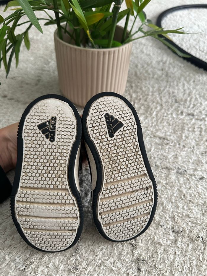 Baskets Adidas - photo numéro 3