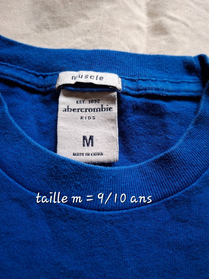 Tee shirt abercrombie 8/10 ans - photo numéro 2